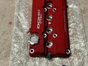 Type R valve cover