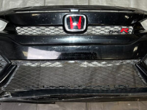 2017-2021 FK8 Honda Civic Type R Front Bumper Cover w/ Grilles / *DAMAGE* / TR105