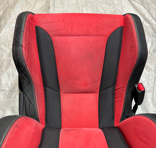 2017-2021 FK8 Honda Civic Type R Front Bucket Seats / Red Suede / Pair - Image 4
