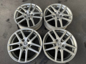 Honda Accord Euro R CL7 OEM 17" Wheels (Silver)