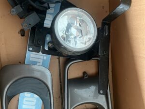 - 1999-2000 HONDA CIVIC LH & RH FOG LIGHT ASSY. GENUINE OEM