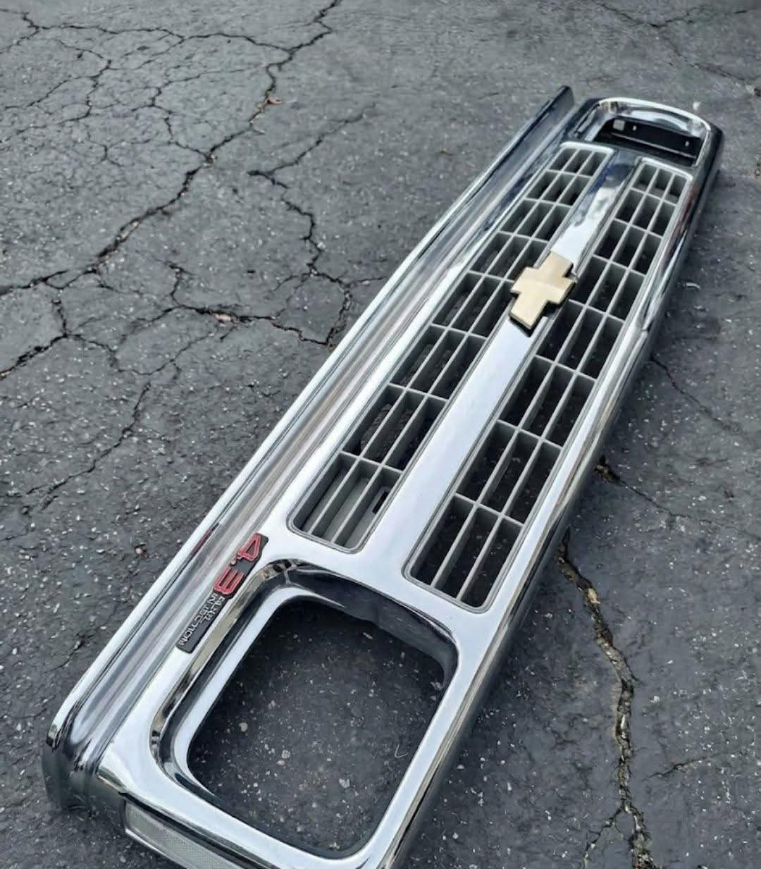 a chrome grill for 87 S10 Chevrolet